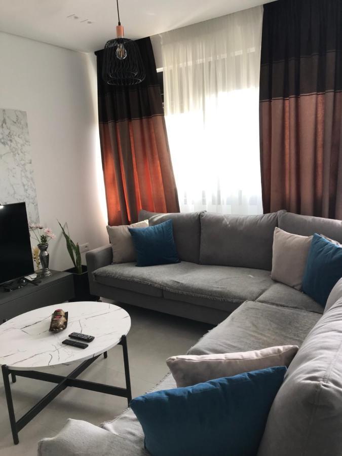 Saranda Lux Apartments Екстериор снимка