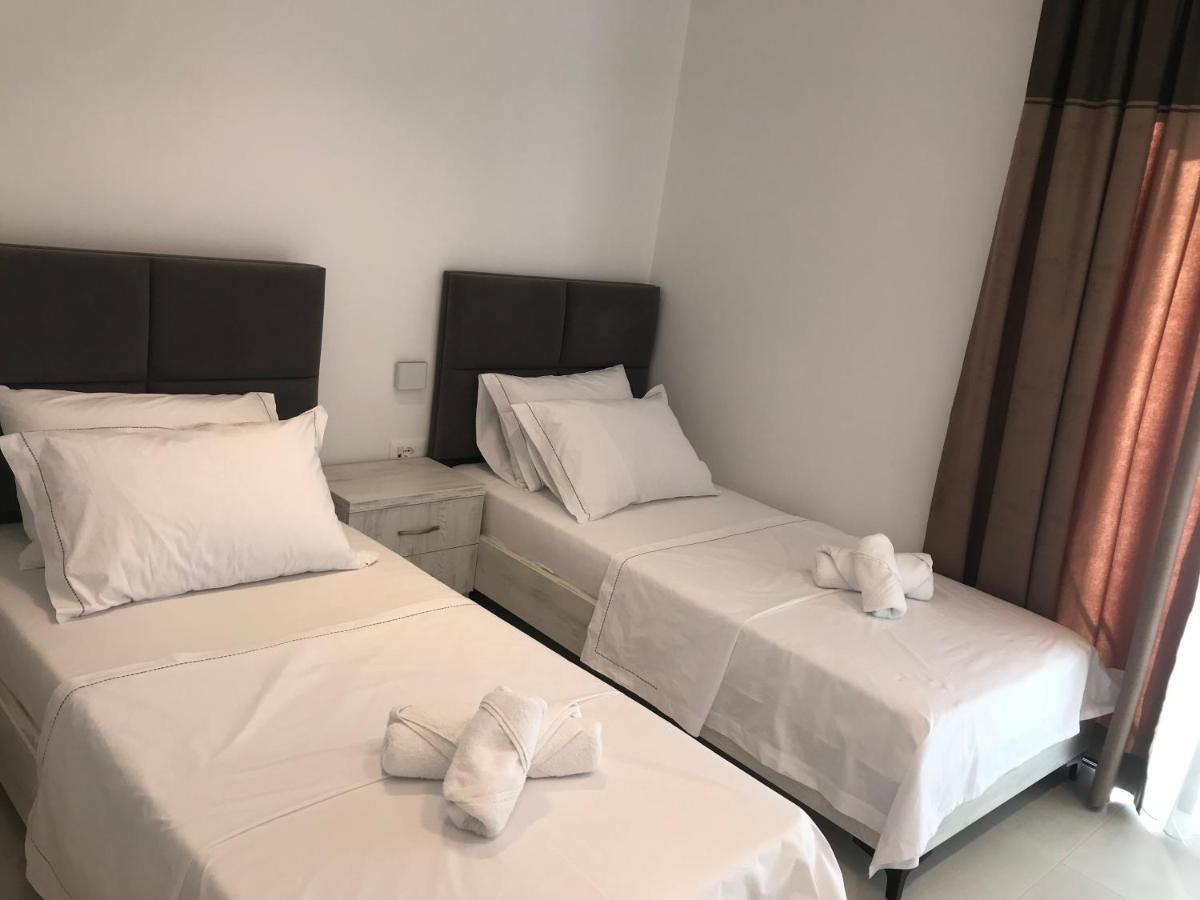 Saranda Lux Apartments Екстериор снимка