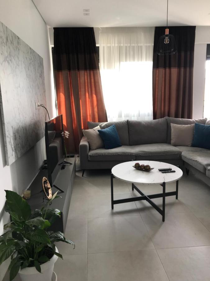 Saranda Lux Apartments Екстериор снимка